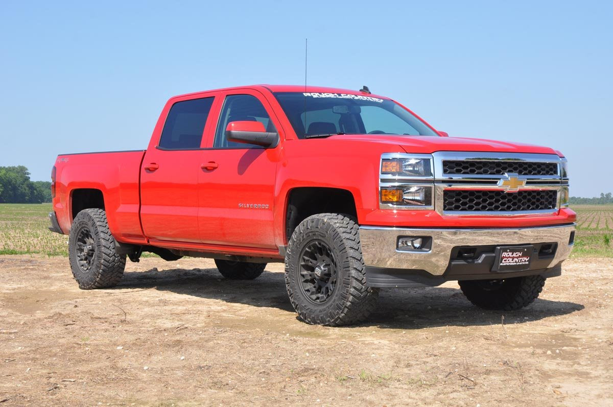 Rough Country - 2 Inch Leveling Kit - Loaded Struts | Chevrolet/GMC 1500 Truck & SUV (07-14)